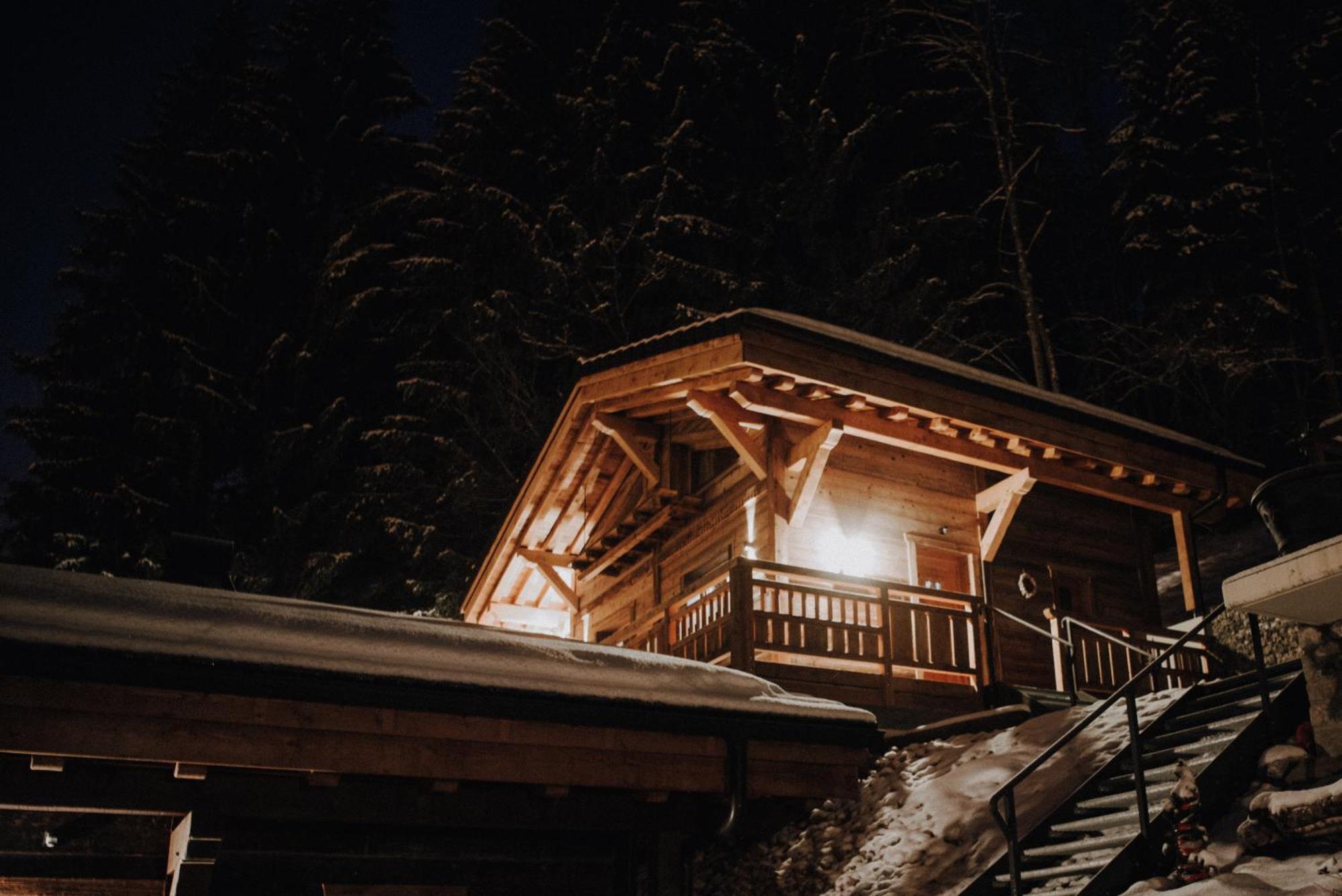 Savoya Lodges 沙泰勒 外观 照片